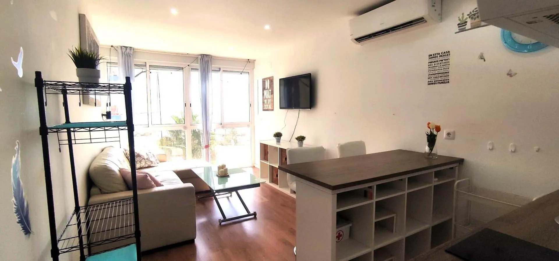 Apartamento La Cascada 토레몰리노스